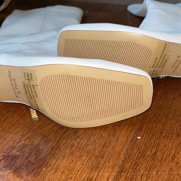 Abercrombie Tall Heeled Boots - Picture 3 of 11